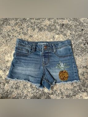 Girls size 6 Jean shorts with pineapple